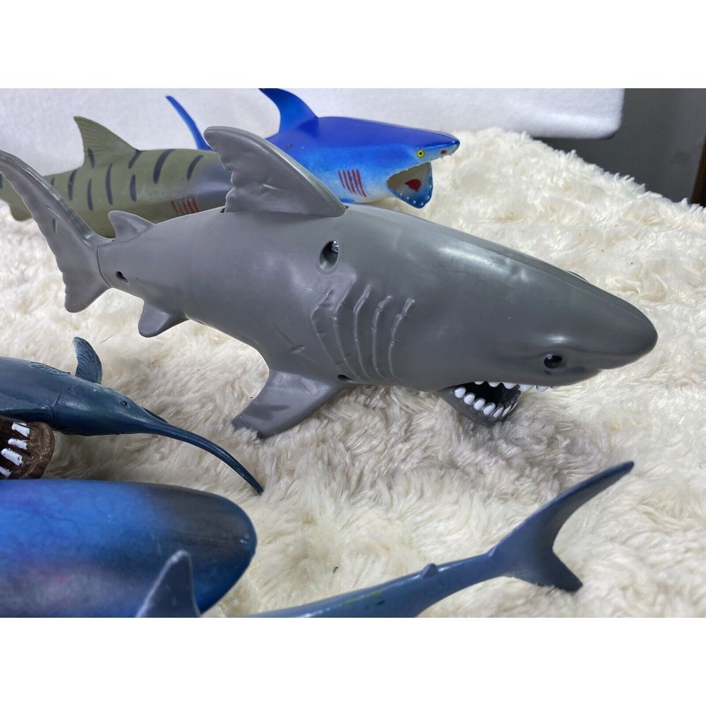Ocean Animals HUGE Lot Water Pool Play Aquamarine Life Identified HG1 - Picture 14 of 16